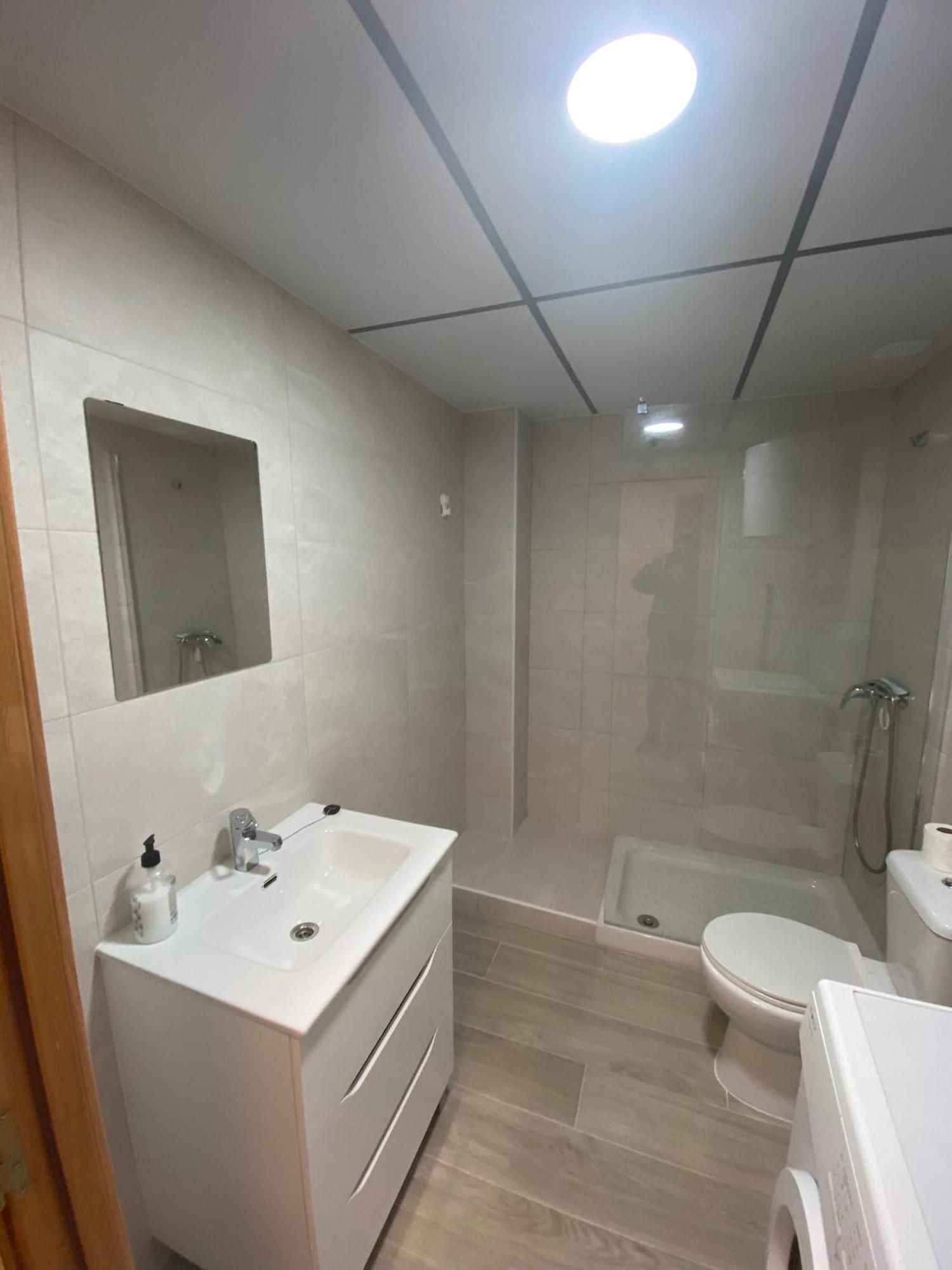 Aquario Rr18 Apartment La Pineda Ngoại thất bức ảnh